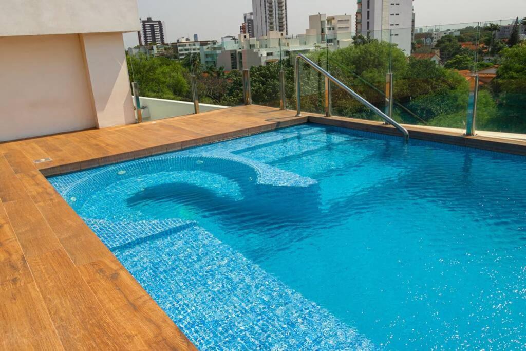 Luxurious Stay At Modern Apartment Санта-Крус-де-ла-Сьерра Экстерьер фото
