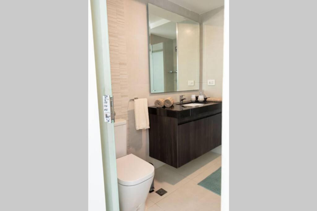 Luxurious Stay At Modern Apartment Санта-Крус-де-ла-Сьерра Экстерьер фото