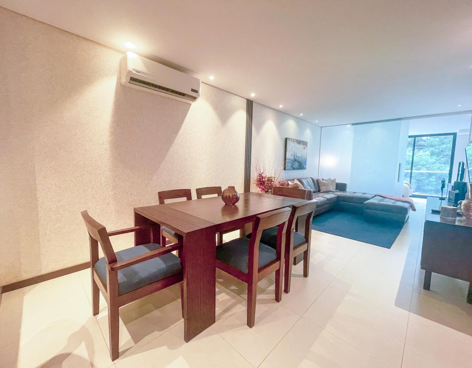 Luxurious Stay At Modern Apartment Санта-Крус-де-ла-Сьерра Экстерьер фото